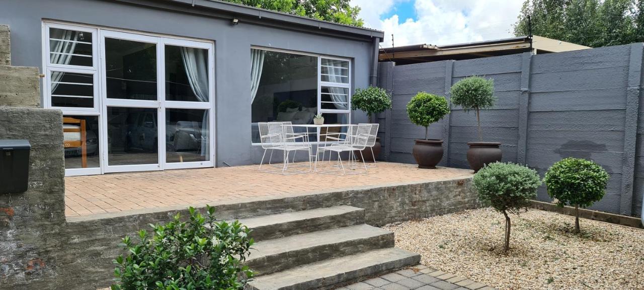 Emmaus Apartment Bloemfontein Exterior photo